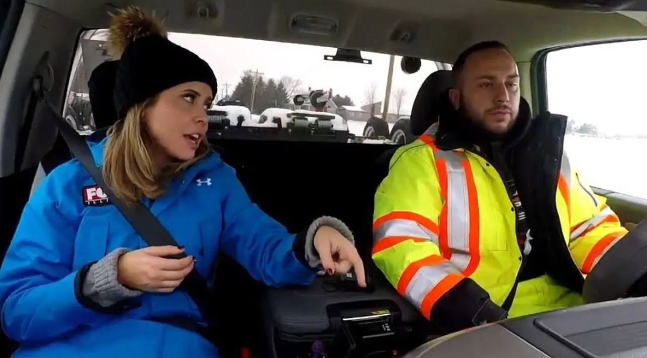Can You Ride with the Tow Truck Driver? Here's What to Know 3 Tow Truck Policies on Passenger Riding