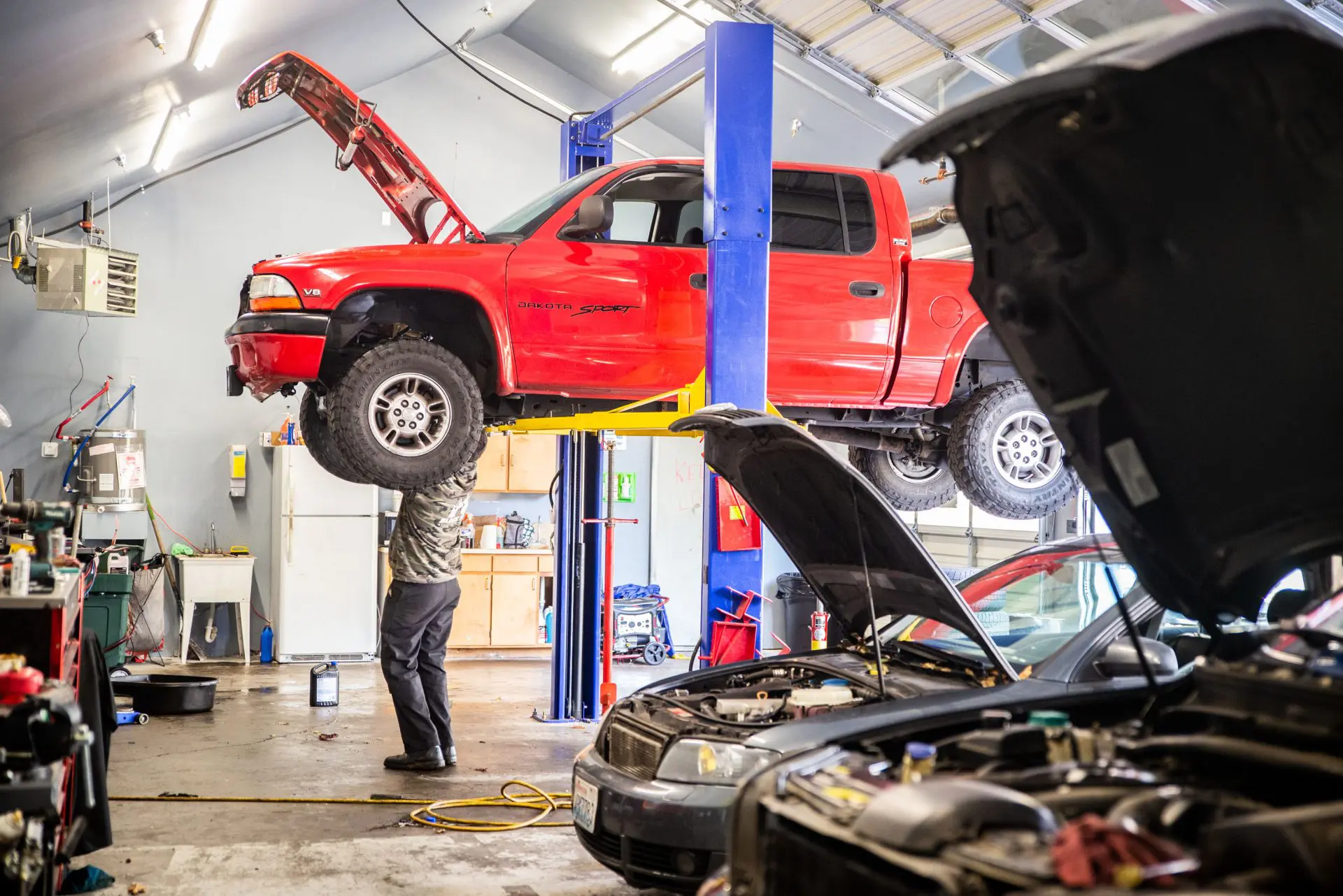 Where to Tow Car After Accident: Best Options to Consider 3 car Repair Shop