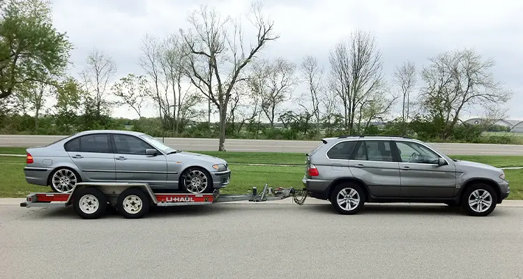 Can You Tow a Car With Another Car? Safe & Legal Tips 2 Can You Tow a Car With Another Car