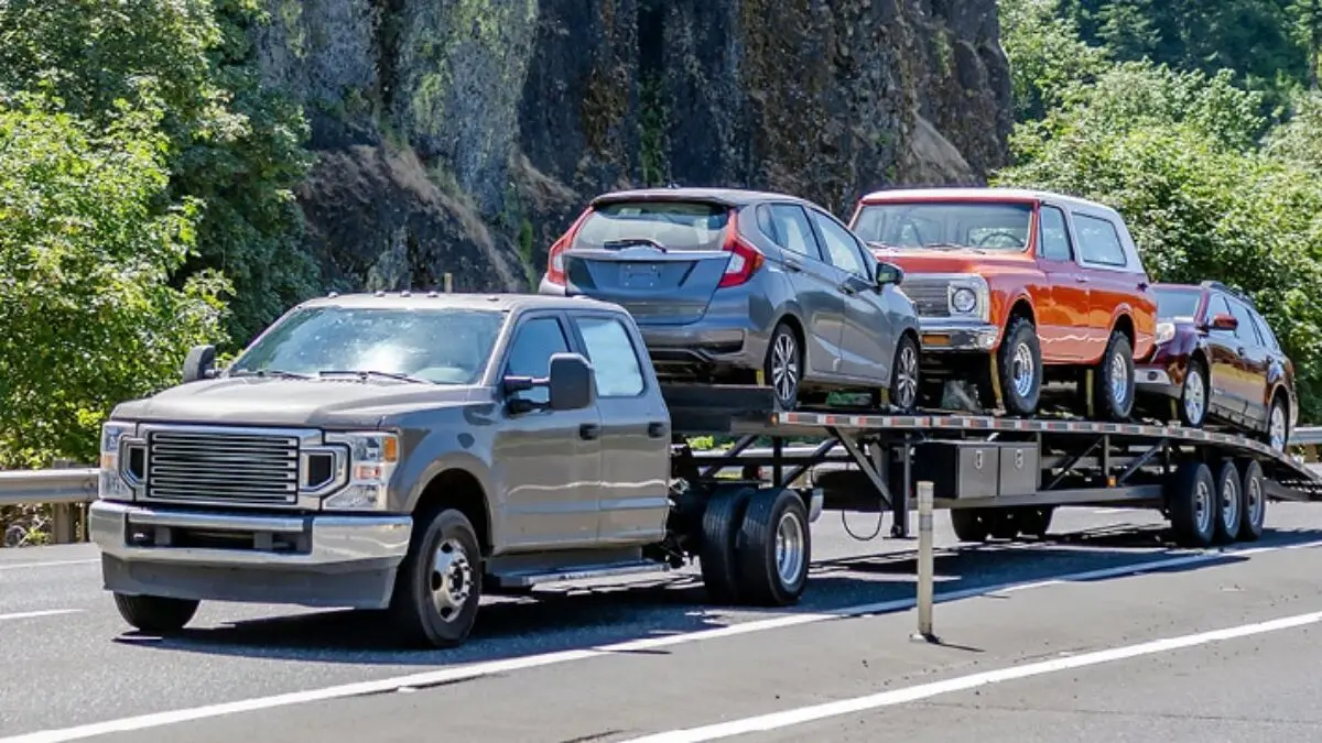 What Is Hotshot Transport? The #1 Carrier Hack 4 hot shot truck