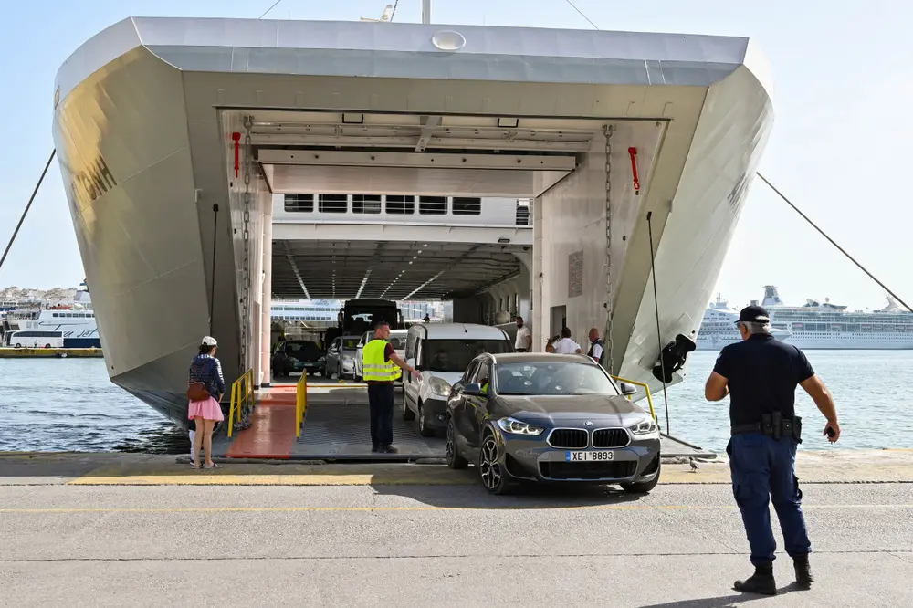 Can You Ship a Leased Car Overseas? Know Before You Book 3 overseas car shipping