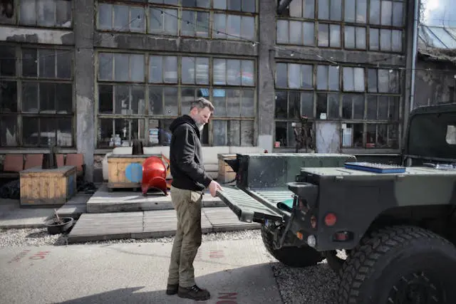 When You Ship a Car Does It Have to Be Empty? Know the Rule 13 prepare-car-for-shipping