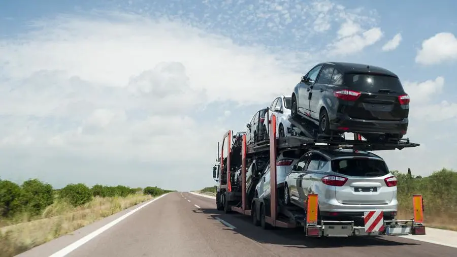 New Mexico Auto Transport Services by Long Distance Towing 1 New Mexico Auto Transport