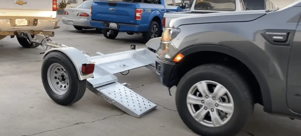 Can a Towing Dolly Be Used on the Motorway? Get the Facts! 2