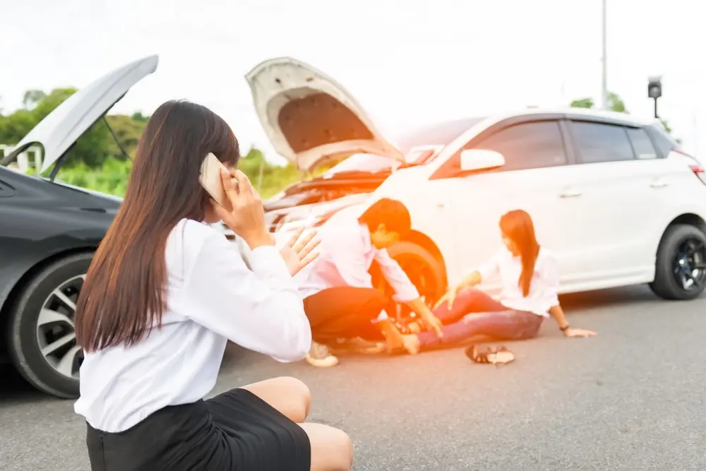Who Pays for Towing and Storage After an Accident? Guide 2 Who Pays for Towing and Storage After an Accident